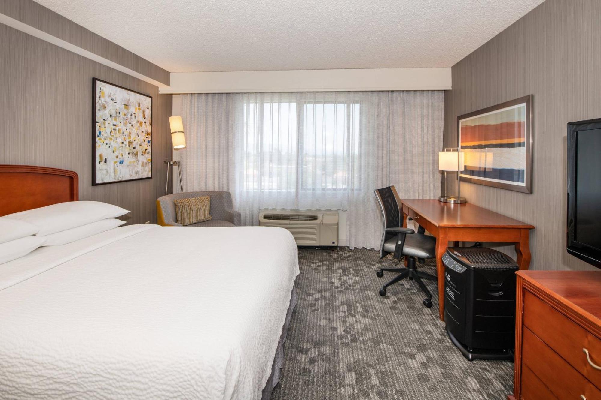 คอร์ตยาร์ด นวร์ก ซิลิคอน แวลเลย์ Hotel ภายนอก รูปภาพ